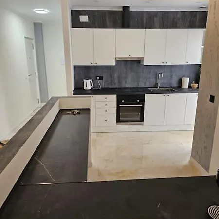 Modern 3 Bedrooms Apartman *