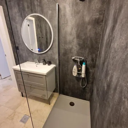 דירה Modern 3 Bedrooms